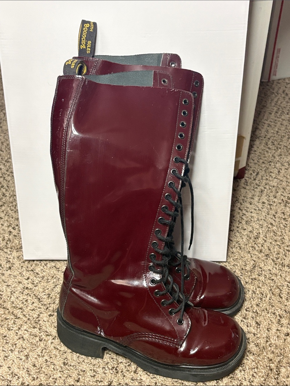RARE Vintage Dr. Martens 9730/1420 knee-high boots in a burgundy patent leather - Picture 3 of 11